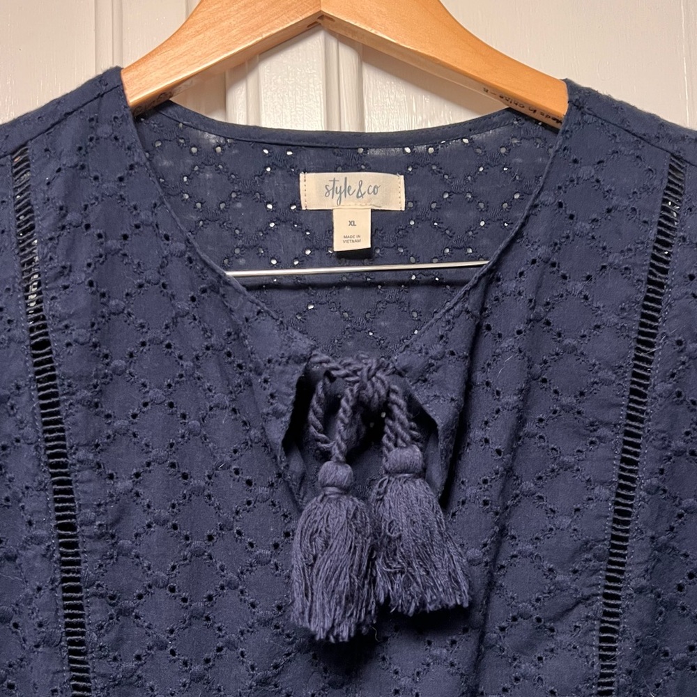 Style & Co Eyelet Pattern Split Neck Tassel Long … - image 2